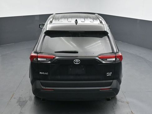 Used 2024 Toyota RAV4 XLE AWD/4WD image 16