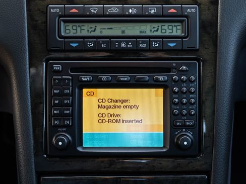 Used 2000 Mercedes-Benz E 55 AMG Sedan image 21