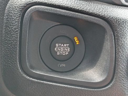 Used 2024 Jeep Wrangler Unlimited Sport AWD/4WD image 20