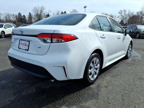Used 2026 Toyota Corolla LE FWD image 18