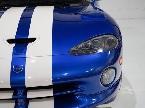 Used 1997 Dodge Viper GTS RWD image 18