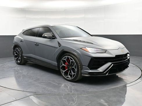 Used 2024 Lamborghini Urus Performante AWD/4WD image 10