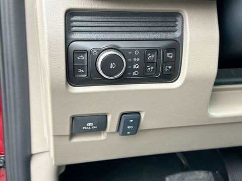 New 2026 Ford F450 Platinum w/ Platinum Plus Package image 17