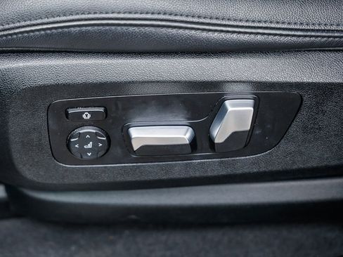 Used 2022 BMW X5 xDrive45e image 22