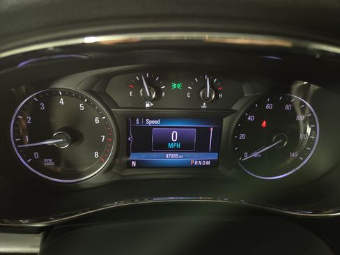Certified 2022 Buick Encore Preferred w/ Safety Package AWD/4WD image 17