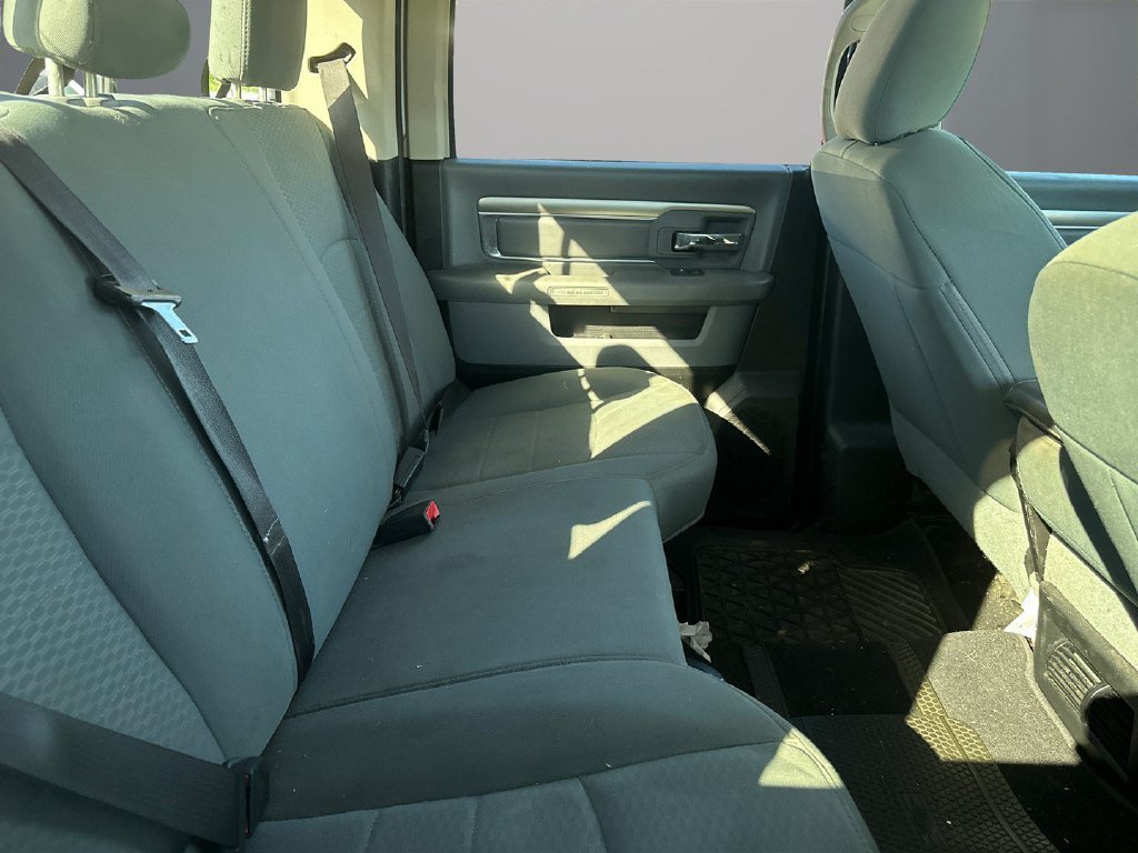 Used 2020 RAM 1500 Classic SLT AWD/4WD image 10