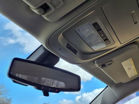 Used 2019 Chevrolet Colorado LT w/ LT Convenience Package image 14