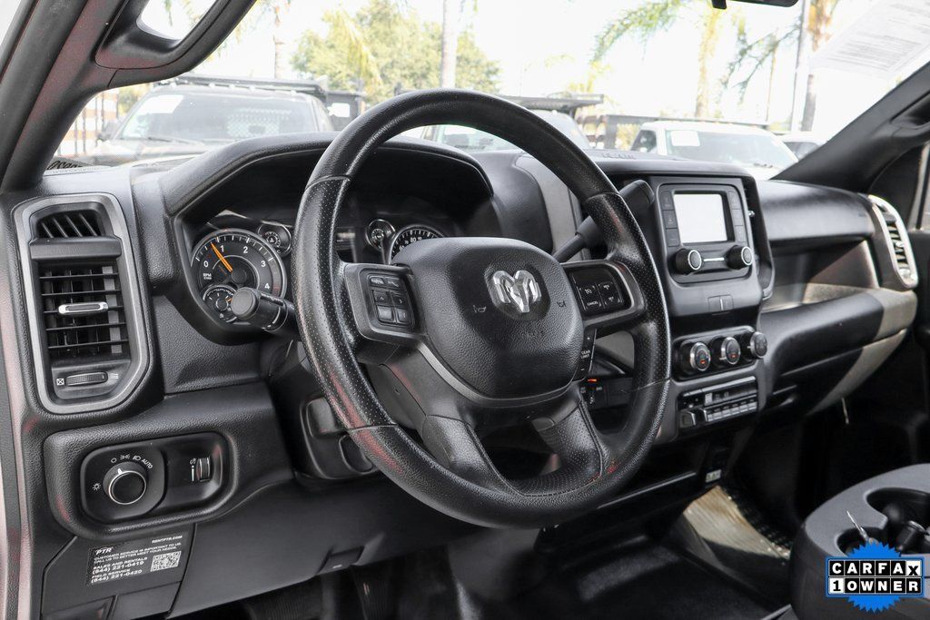 Used 2022 RAM 5500 Tradesman w/ Max Tow Package AWD/4WD image 18