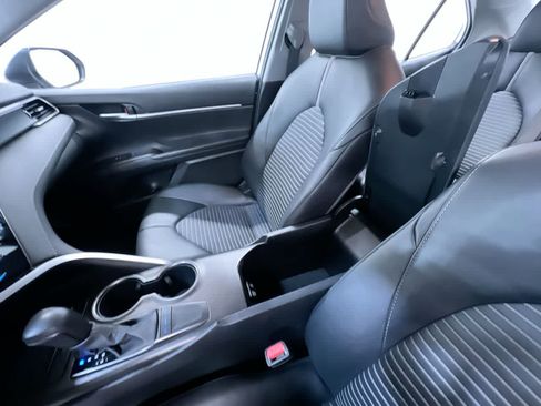 Used 2024 Toyota Camry SE FWD image 29