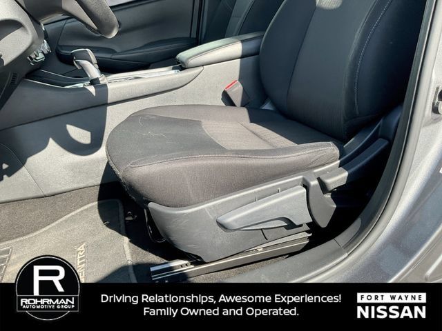 Used 2024 Nissan Sentra SV FWD image 28