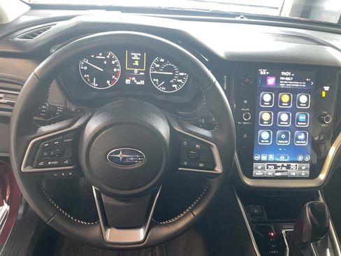 Used 2025 Subaru Outback Premium image 13