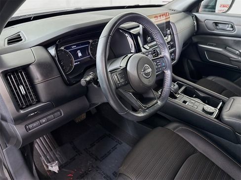 Certified 2023 Nissan Pathfinder Rock Creek image 18