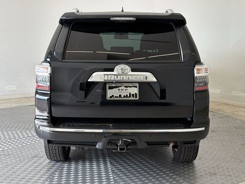 Used 2018 Toyota 4Runner Limited AWD/4WD image 10