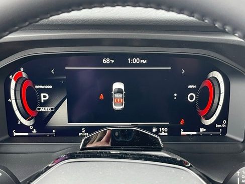 New 2025 Nissan Rogue SL w/ Tech Package image 32