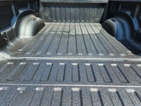 Used 2025 RAM 1500 Laramie w/ Laramie Southwest Edition AWD/4WD image 27