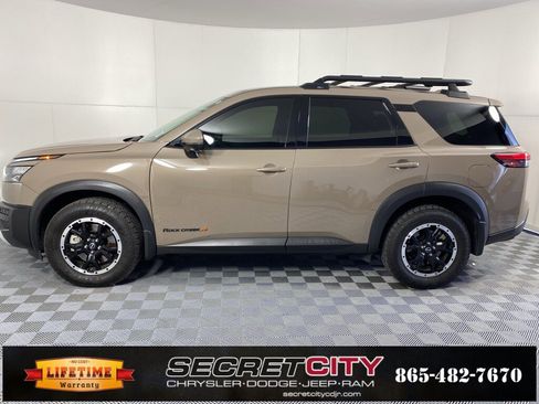 Used 2024 Nissan Pathfinder Rock Creek image 4
