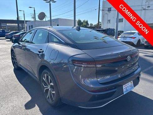 Used 2024 Toyota Crown AWD/4WD image 7