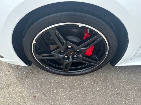 Used 2024 Chevrolet Corvette Stingray Premium Cpe w/ 3LT image 5