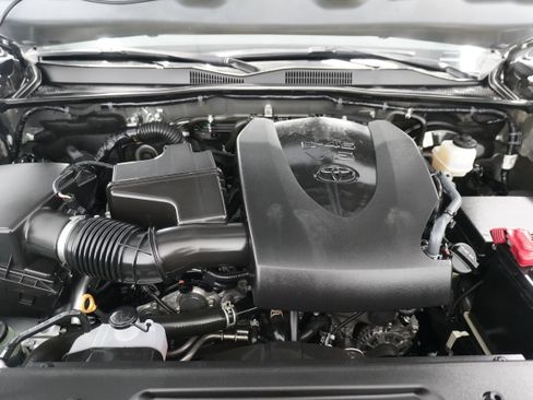 Used 2022 Toyota Tacoma TRD Sport w/ TRD Premium Sport Package image 32