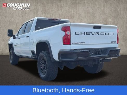 Used 2024 Chevrolet Silverado 2500 ZR2 w/ Technology Package AWD/4WD image 6