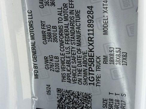 Used 2024 GMC Canyon Elevation w/ Convenience Package RWD image 33