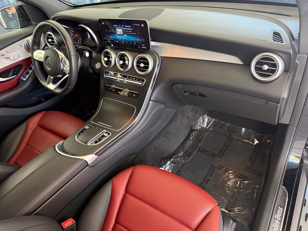 Used 2020 Mercedes-Benz GLC 300 4MATIC Coupe image 18