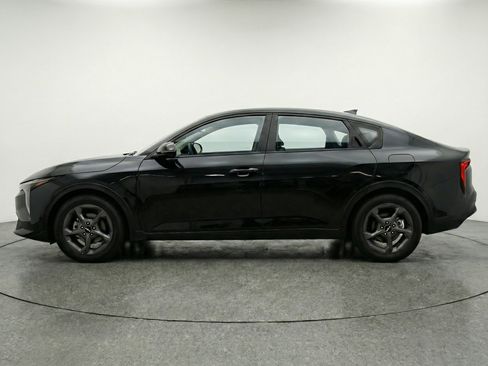 Used 2025 Kia K4 FWD image 5