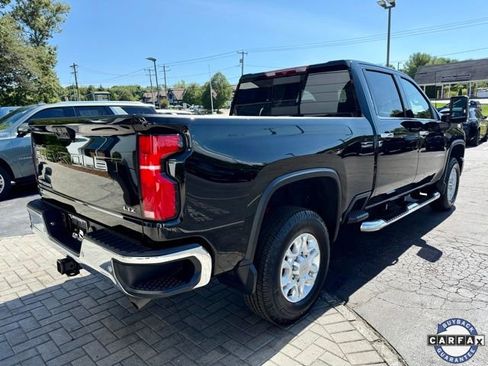 Used 2024 Chevrolet Silverado 2500 LTZ w/ LTZ Plus Package image 8