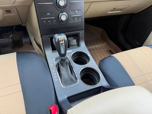 Used 2017 Ford Flex SEL FWD image 14
