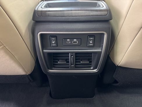 Used 2024 Nissan Murano Platinum w/ Cargo Package image 29