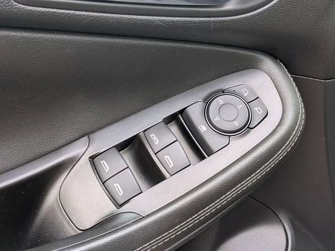 Used 2025 Buick Encore GX Preferred FWD image 20