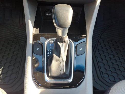 Used 2019 Hyundai Ioniq SEL image 16