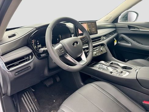 Certified 2026 INFINITI QX60 Luxe w/ Cargo Package FWD image 10