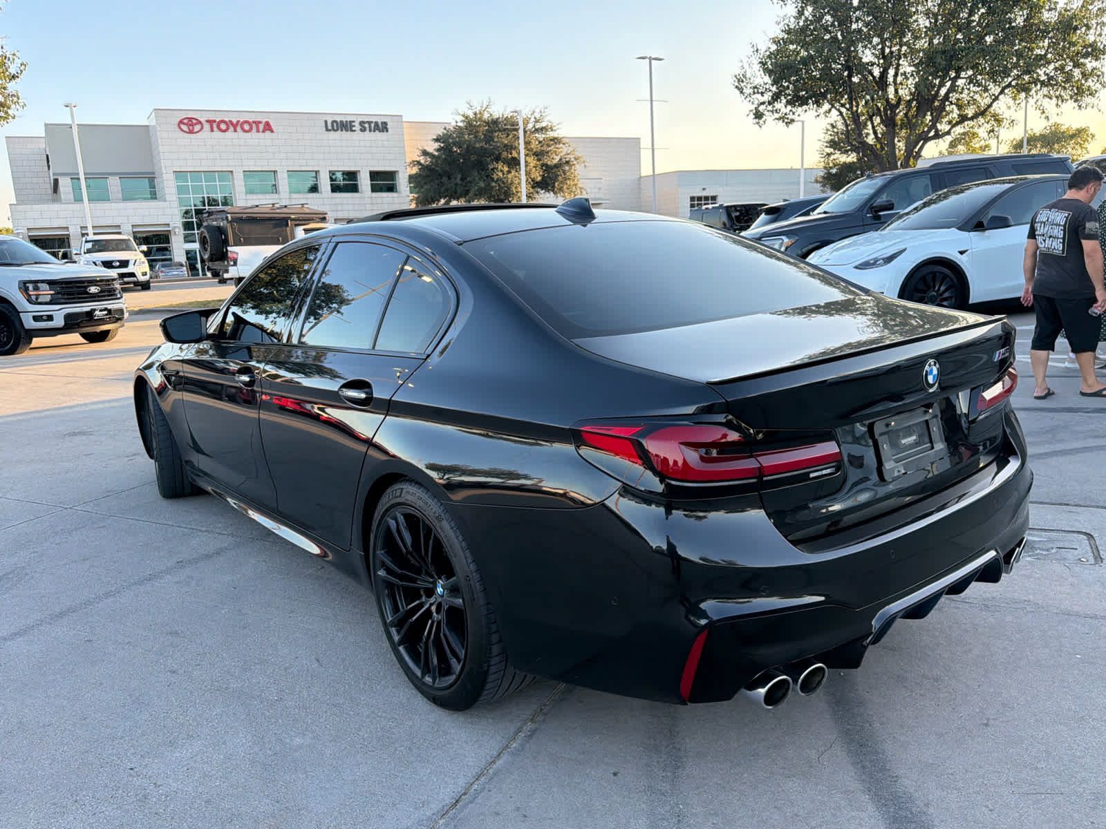 Used 2018 BMW M5 w/ Executive Package AWD/4WD image 2