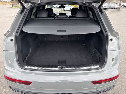 Used 2021 Audi SQ5 Premium Plus w/ Premium Plus Package image 16