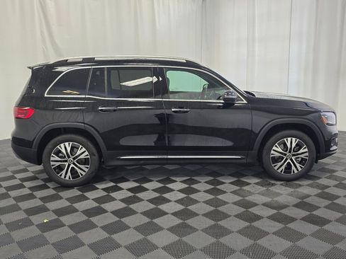 New 2026 Mercedes-Benz GLB 250 4MATIC image 8