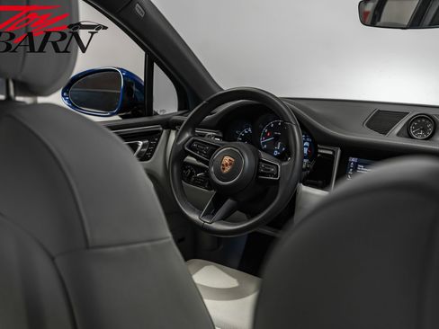 Used 2022 Porsche Macan S image 47