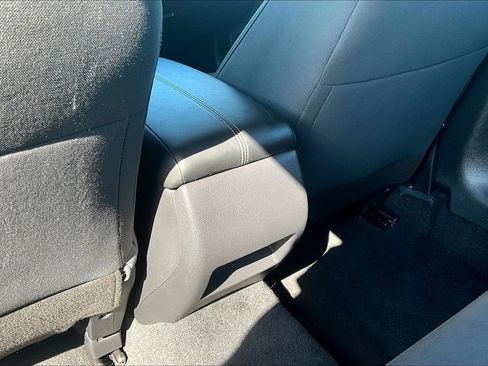 Used 2024 Nissan Altima 2.5 S FWD image 12