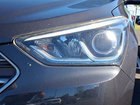 Used 2018 Hyundai Santa Fe Sport AWD/4WD image 7