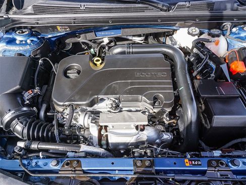 Used 2024 Chevrolet Malibu LT image 25