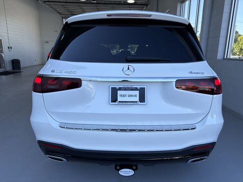 New 2026 Mercedes-Benz GLS 450 4MATIC image 11