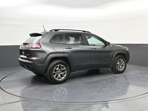 Used 2022 Jeep Cherokee Trailhawk w/ Premium Leather Package image 8