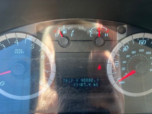 Used 2011 Ford Escape XLS w/ 101A Rapid Spec Order Code image 14