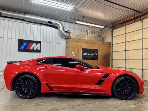 Used 2018 Chevrolet Corvette Grand Sport w/ Grand Sport Heritage Package image 5