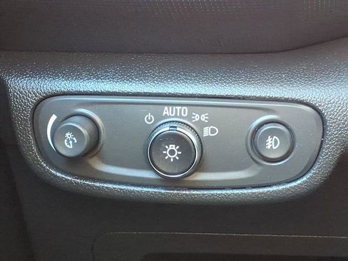 Used 2023 Chevrolet TrailBlazer RS w/ Convenience Package image 22