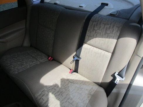 Used 2005 Ford Focus SE image 29