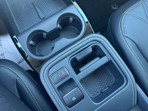 Used 2025 Ford Mustang Mach-E Select w/ Comfort Package Lite image 39