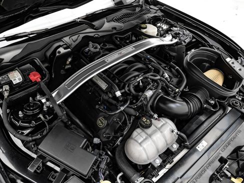 Used 2015 Ford Mustang Shelby GT350 RWD image 90