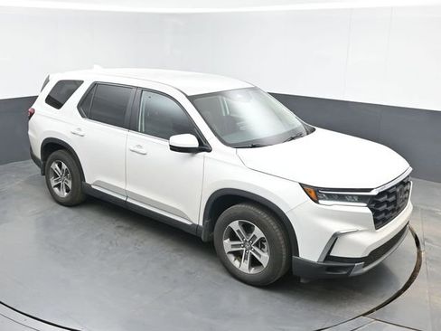 Used 2025 Honda Pilot EX-L image 1