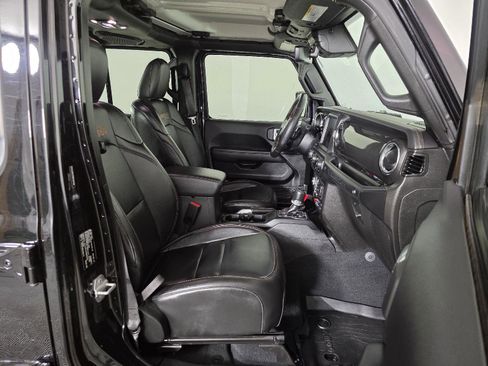 Used 2022 Jeep Wrangler Unlimited Rubicon w/ Trailer Tow Package image 22